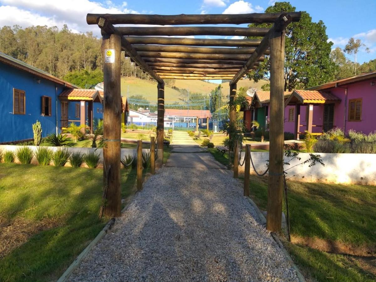 Chacara Bora Bora Villa Sao Bento do Sapucai Ngoại thất bức ảnh
